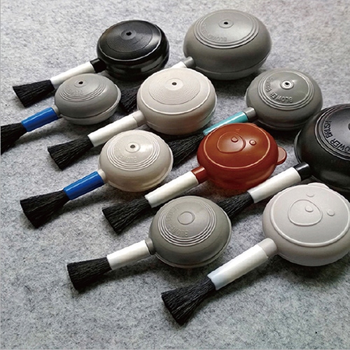 Pourquoi la bonne brosse de nettoyage fait-elle une si grande différence dans le travail réel ?